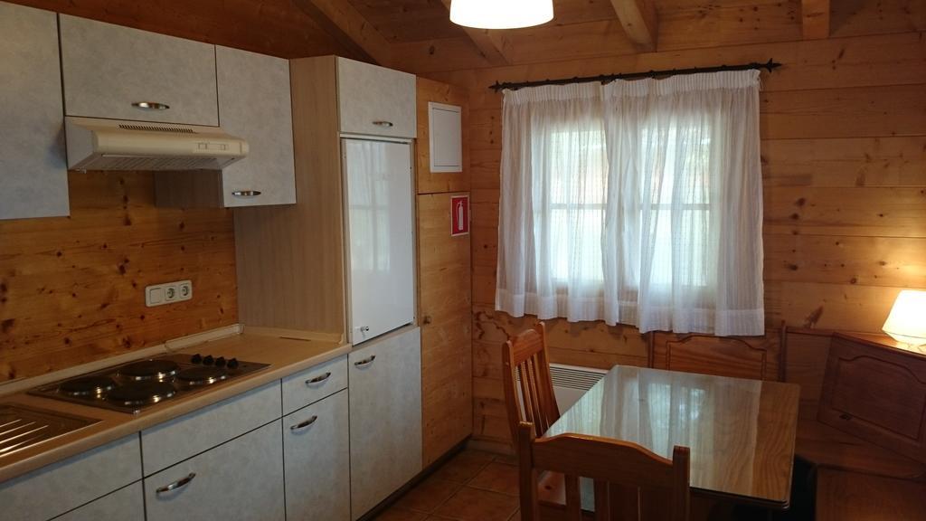 Aras Rural ξενώνας Aras De Los Olmos Δωμάτιο φωτογραφία